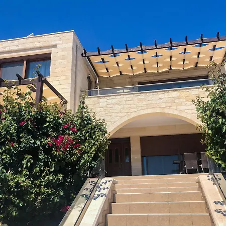 Levanda Luxury Stone Villa *