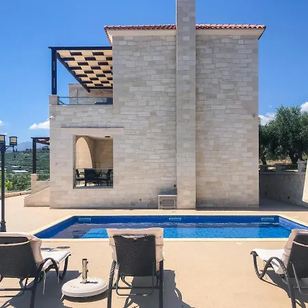 Levanda Luxury Stone Villa *